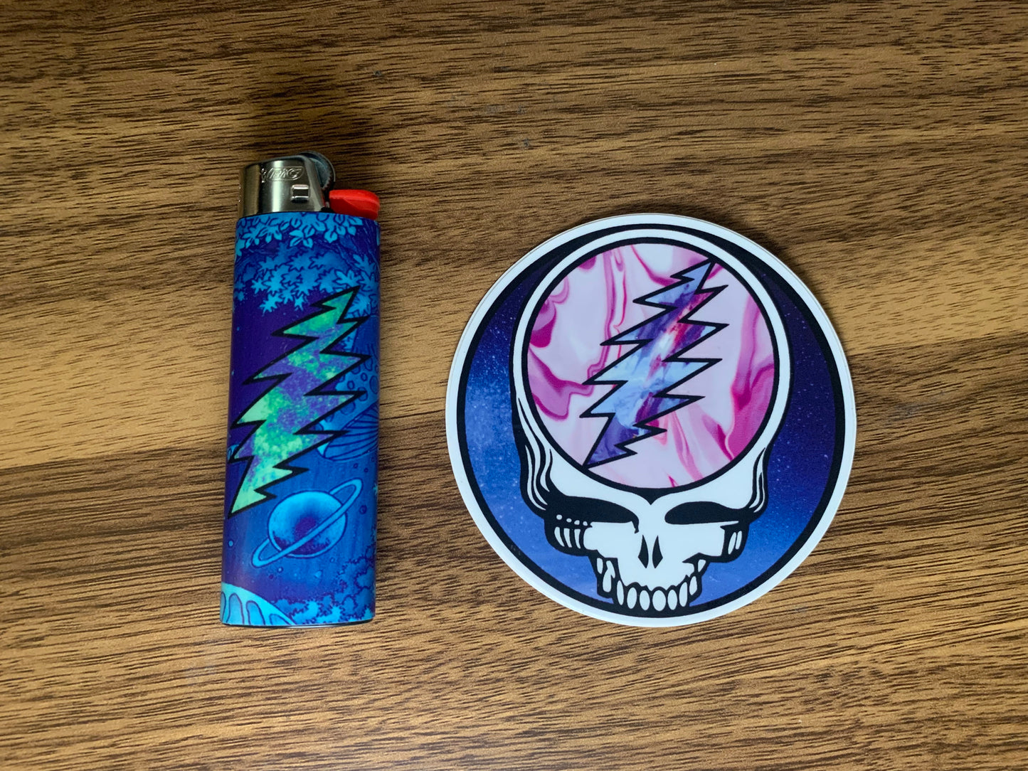 "Cosmic" Grateful Dead Lighter | Free 3" Vinyl Sticker of Your Choice Included!