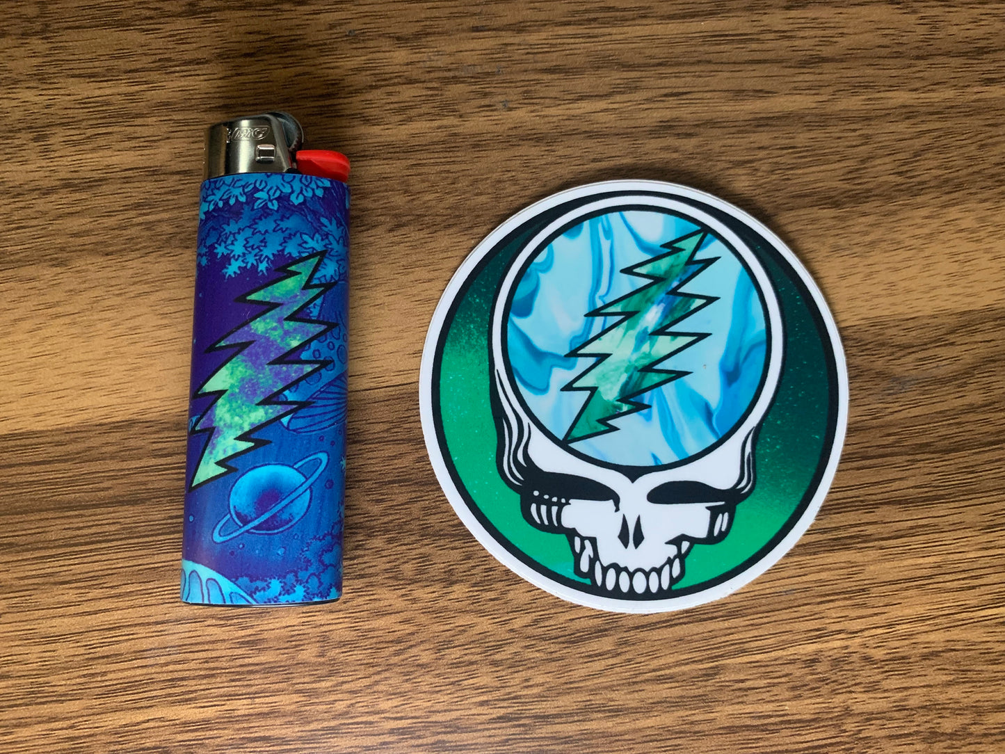 "Cosmic" Grateful Dead Lighter | Free 3" Vinyl Sticker of Your Choice Included!