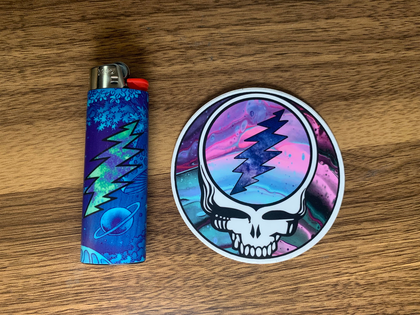 "Cosmic" Grateful Dead Lighter | Free 3" Vinyl Sticker of Your Choice Included!